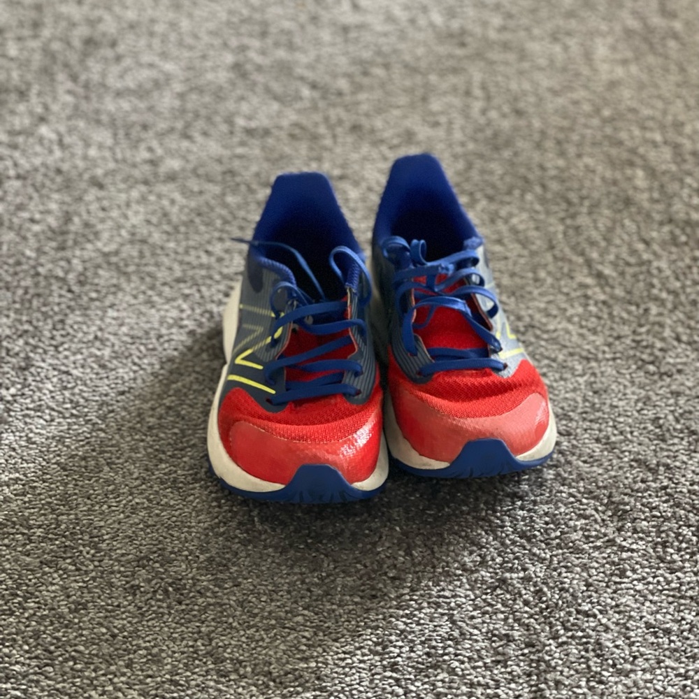 New Balance‎ Fuel Cell Kids Running Shoe Sz 3Y Blue Red Lightweight Sneakers